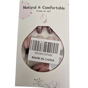 🌴3/$10. Press On Nails